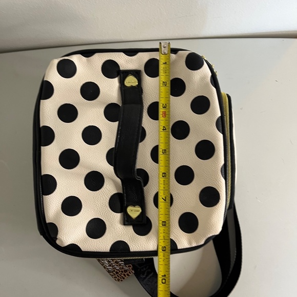 (SOLD) Betsy Johnson Polka Dot Insulated Lunch Tote - Picture 9 of 10